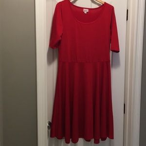 BUNDLE 2/$30 2XL LuLaRoe Nicole true red EEUC